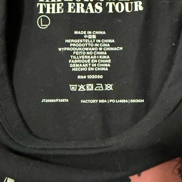 Taylor Swift Black Graphic Crop Tee - Picture 3 of 4